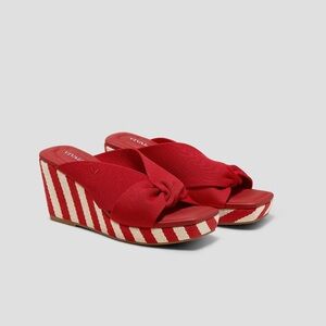 Vivaia “Laura” square-toe espadrille wedge open-toe sandals NIB 9.5 Ruby Red